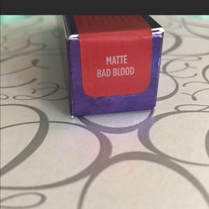 Urban decay bad blood lipstick new full size